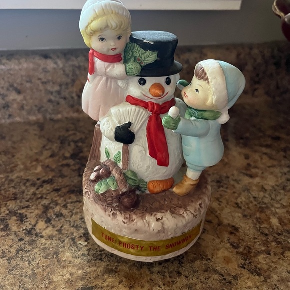 Vintage Frosty the Snowman Musical Figurine with Children - Picture 1 of 5